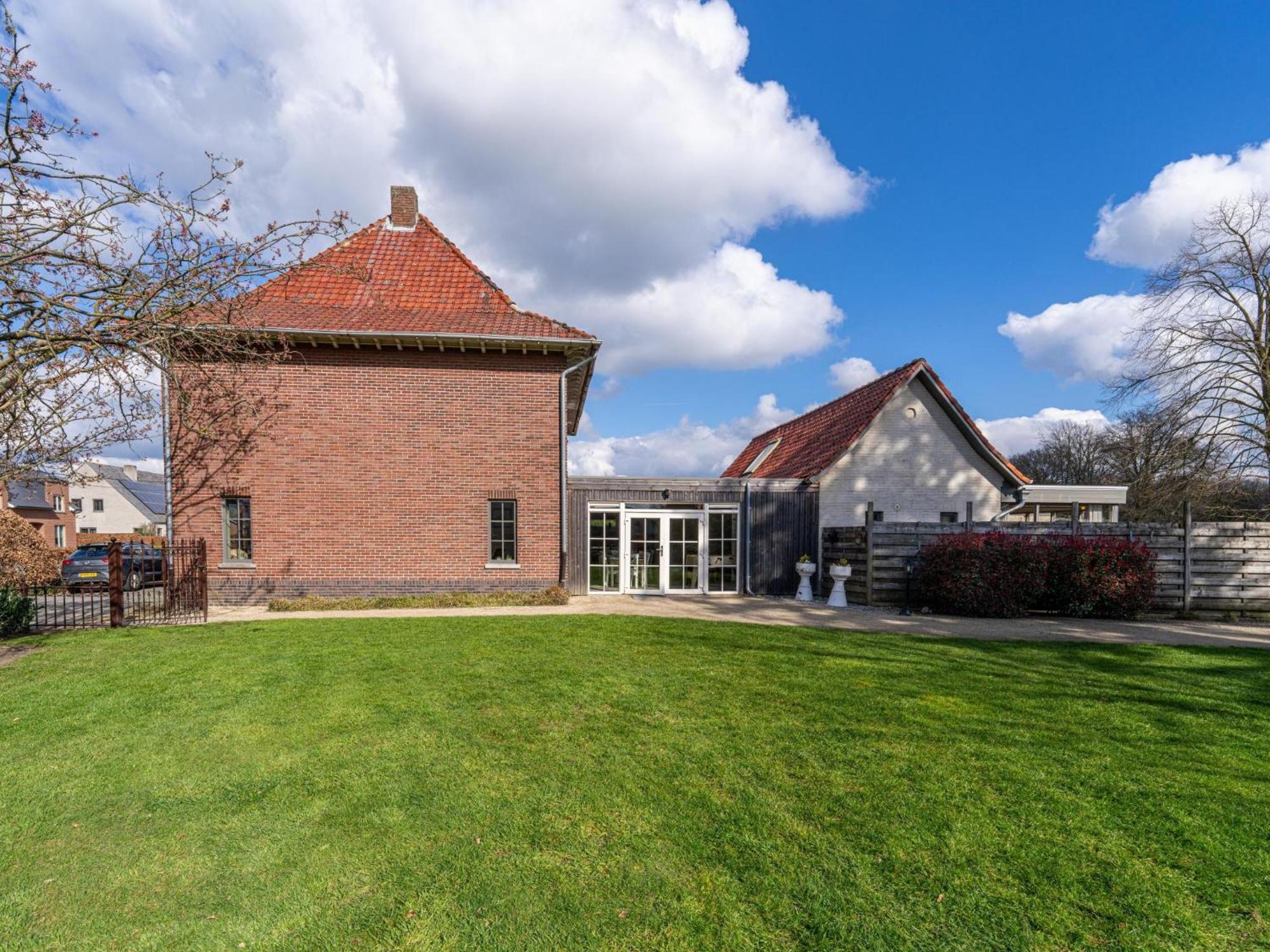 Het Bruegelhof Villa Peer Eksteriør billede